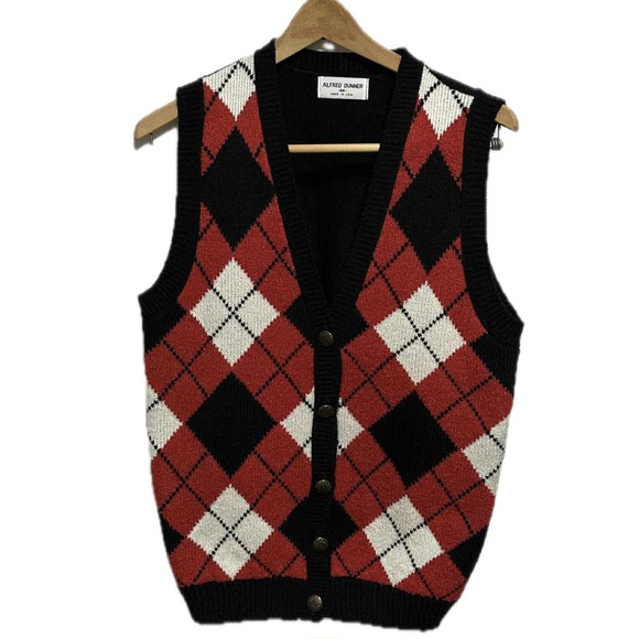 Alfred Dunner black and red size M Knit Vest Made In USA - Picture 1 of 3